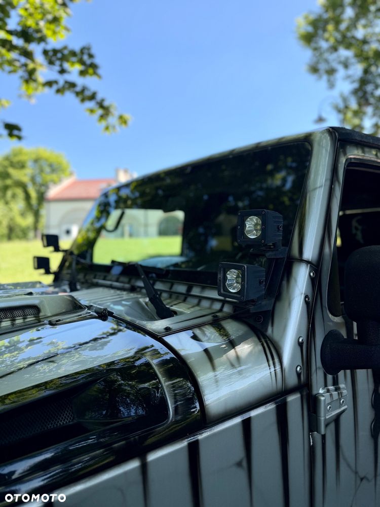 Jeep Wrangler 3.8 Sahara - 5