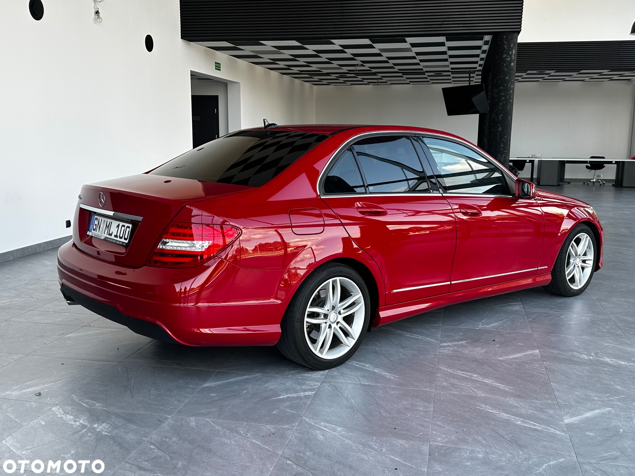 Mercedes-Benz Klasa C 250 CGI Automatik BlueEFFICIENCY - 11