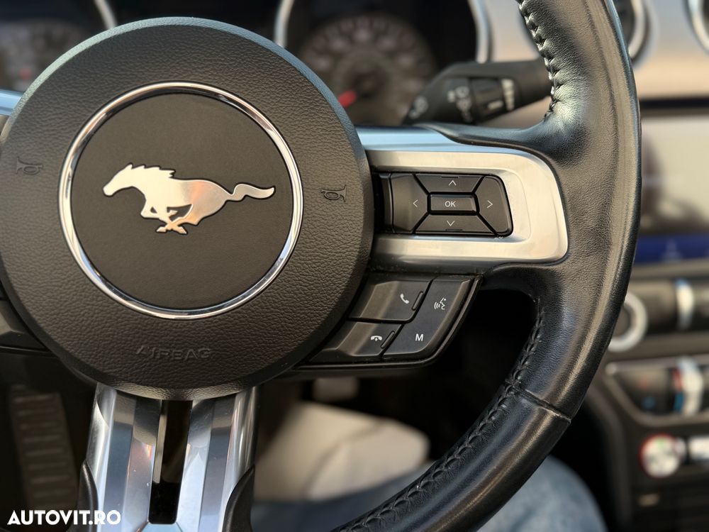 Ford Mustang Cabrio 2.3 Eco Boost - 8