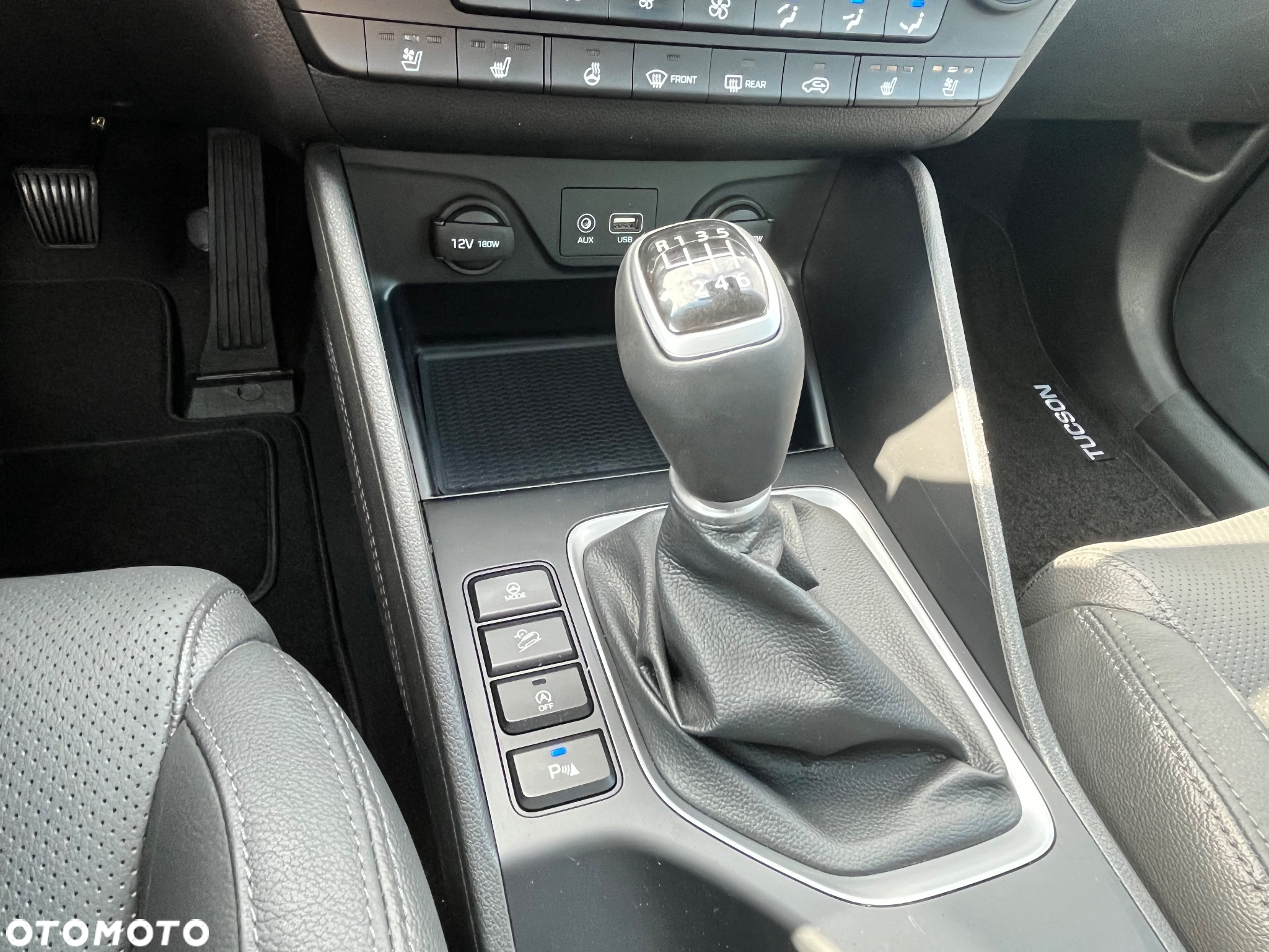 Hyundai Tucson - 32