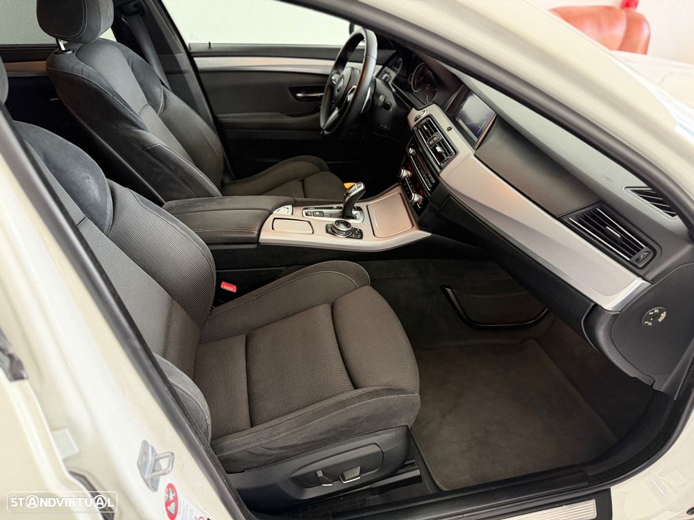 BMW 535 d Pack M Auto - 31
