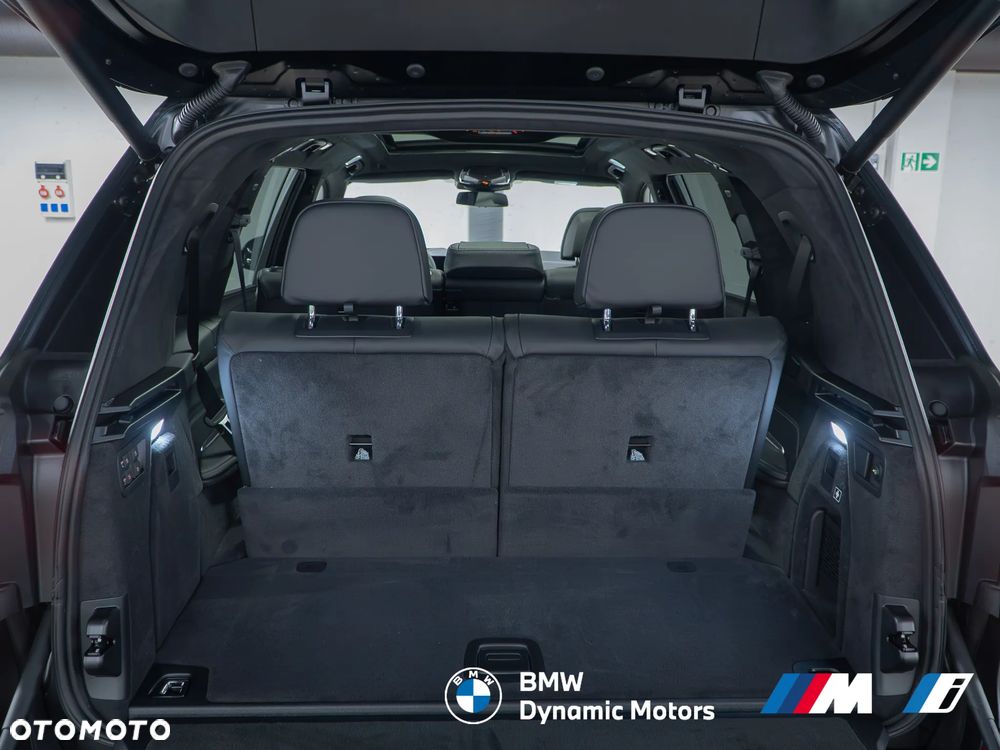 BMW X7 xDrive40i - 15