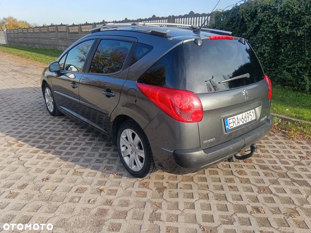 Peugeot 207 2007 photo 4