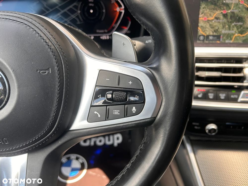 BMW Seria 3 330i xDrive M Sport sport - 24