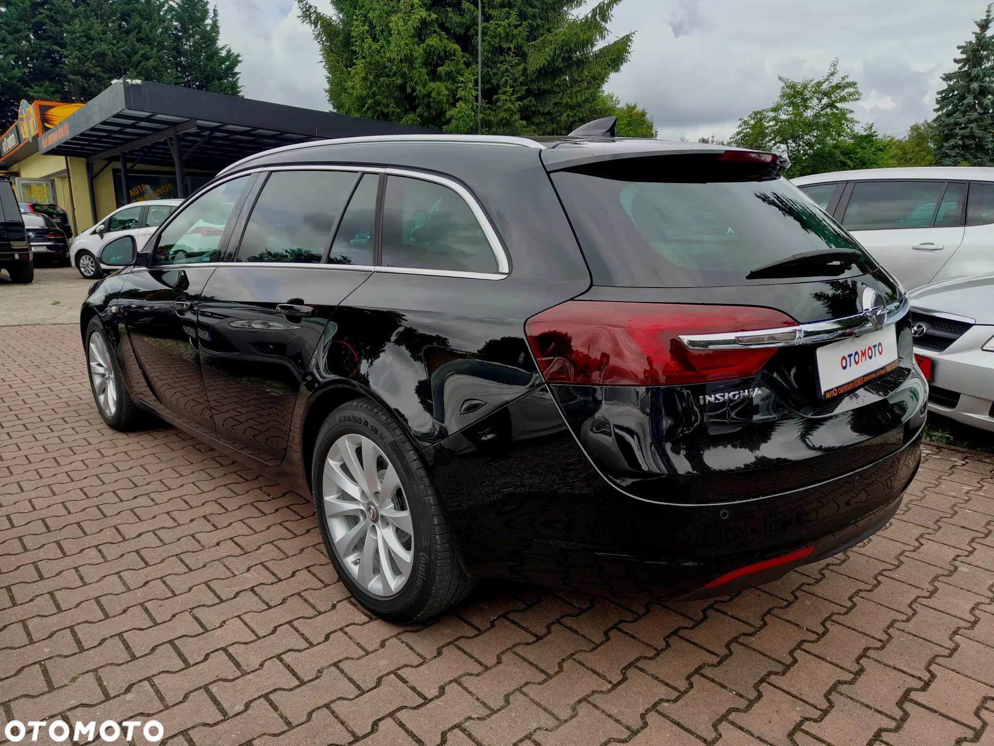Opel Insignia 1.6 T Cosmo S&S - 9