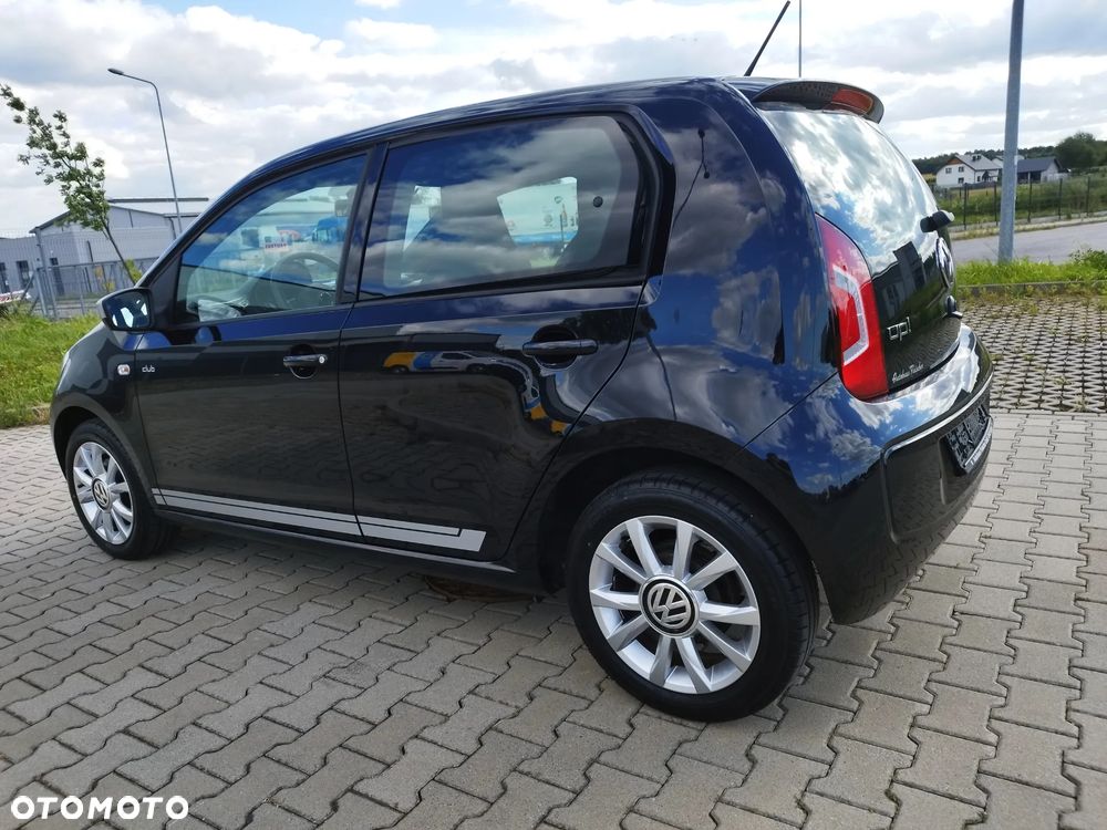 Volkswagen up! club - 11