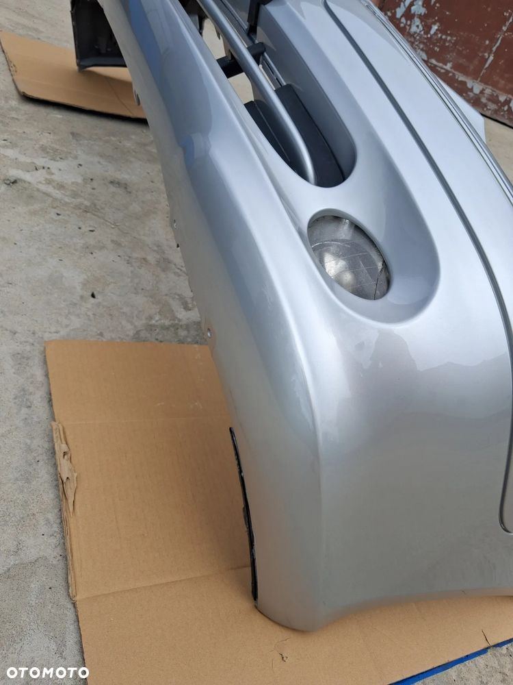 Mercedes W209 CLK zderzak przedni lakier 744 - 5
