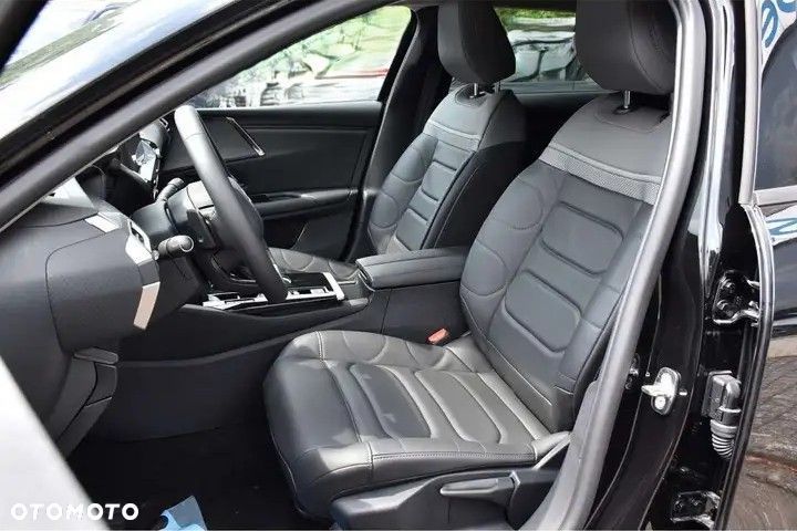 Citroën C5X 1.2 mHEV Plus eDCT6 - 6