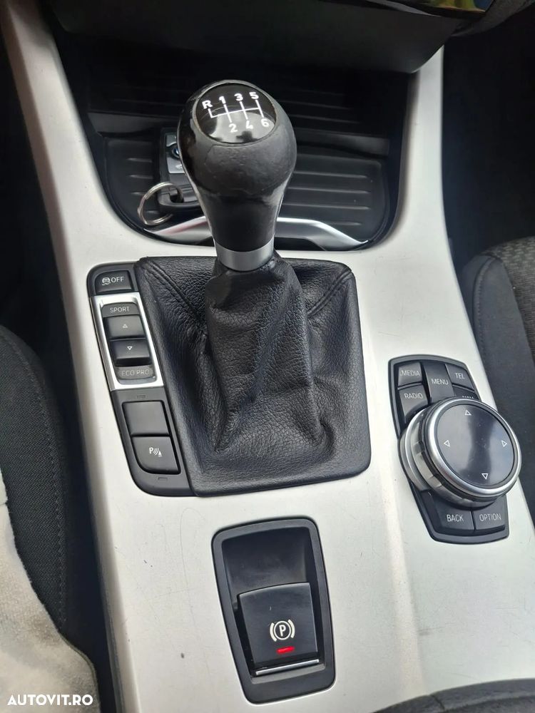 BMW X3 sDrive18d - 9