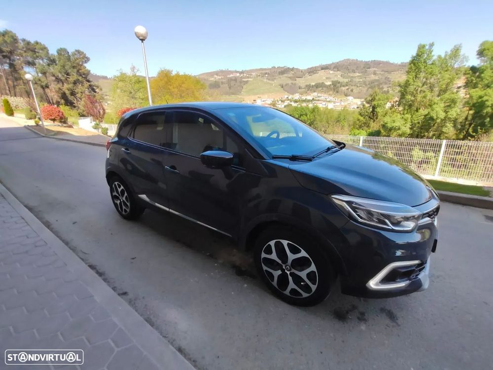 Renault Captur 0.9 TCE Exclusive - 2