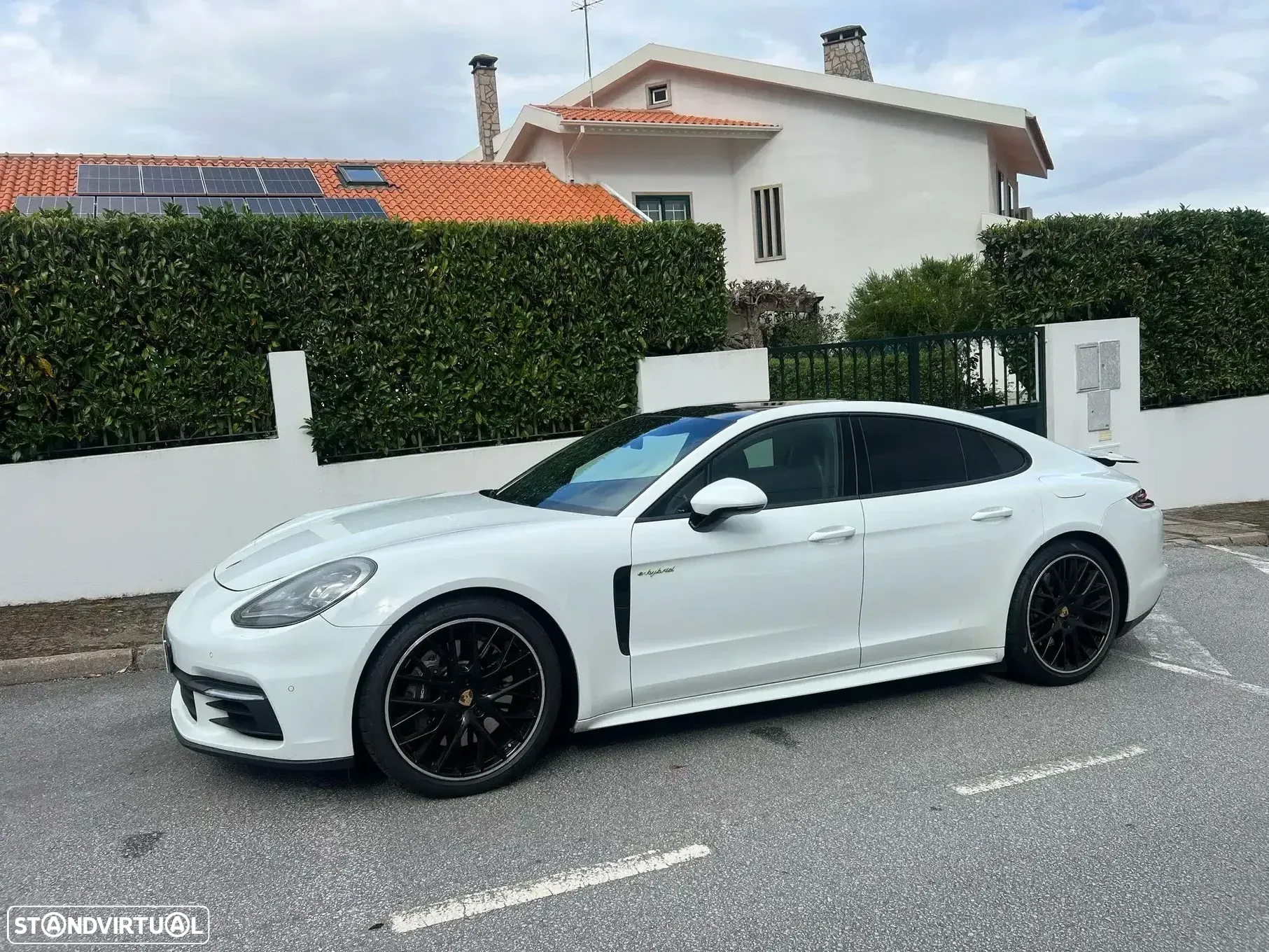 Porsche Panamera 4 E-Hybrid Executive - 2