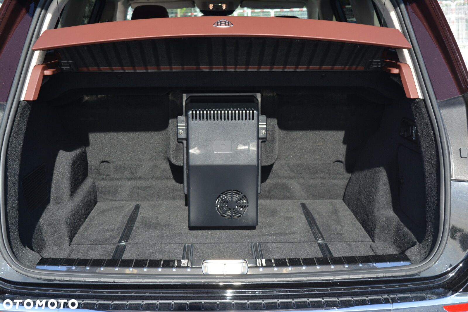 Mercedes-Benz GLS - 39