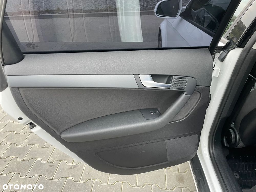 Audi A3 Sportback 1.6 TDI DPF Ambition - 19