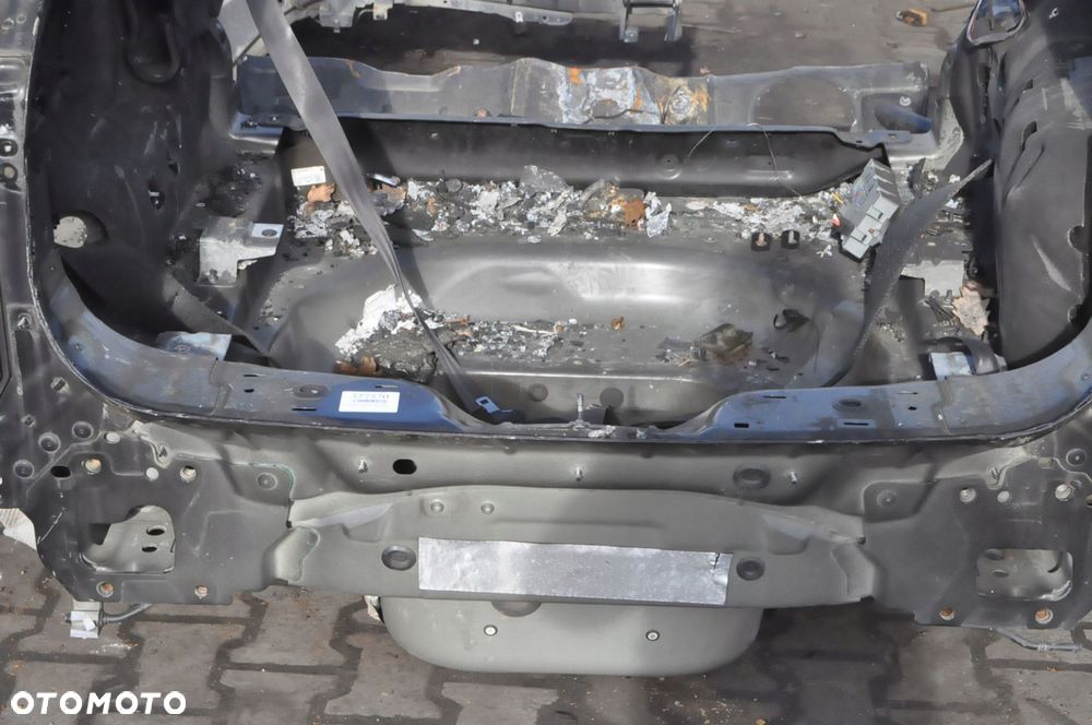 RANGE ROVER VELAR L560 CAŁY TYŁ DUPA PAS WANNA ĆWIARTKA - 13