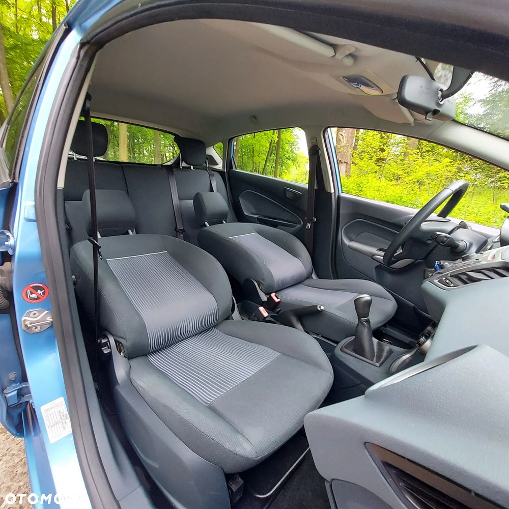 Ford Fiesta 1.25 Ambiente - 18