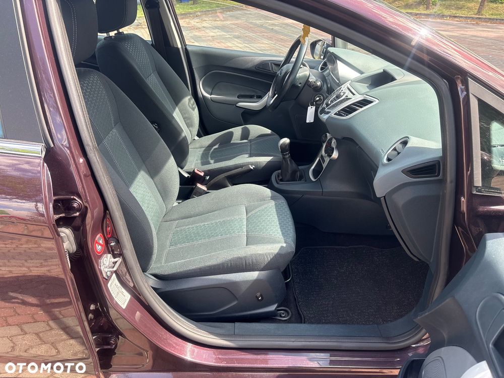 Ford Fiesta 1.25 Titanium - 14