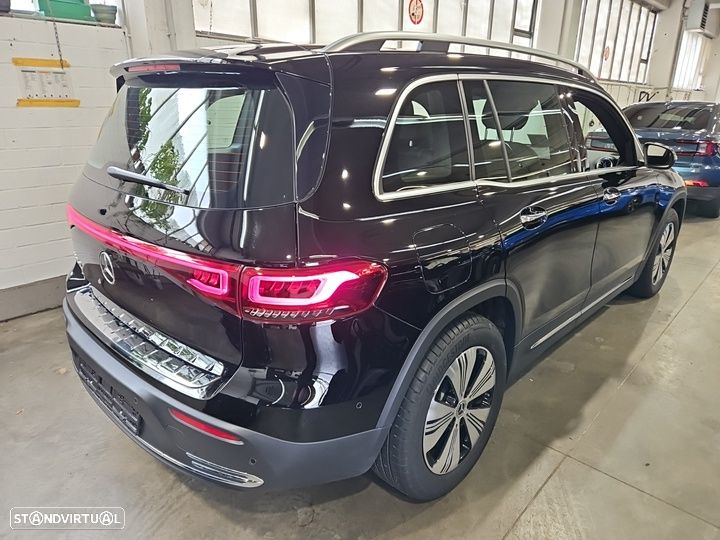 Mercedes-Benz EQB - 4