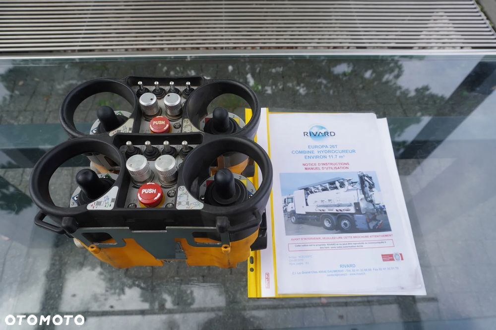 MAN TGS 26.360 E6 / Zabudowa WUKO Rivard 18 m3 / oś skrętna / 3 sztuki - 16