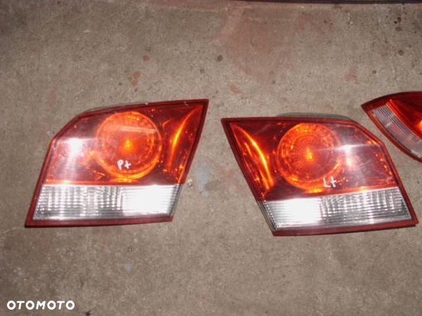 Brilliance BS6 lampa lewa prawa klapa tył 08r 2