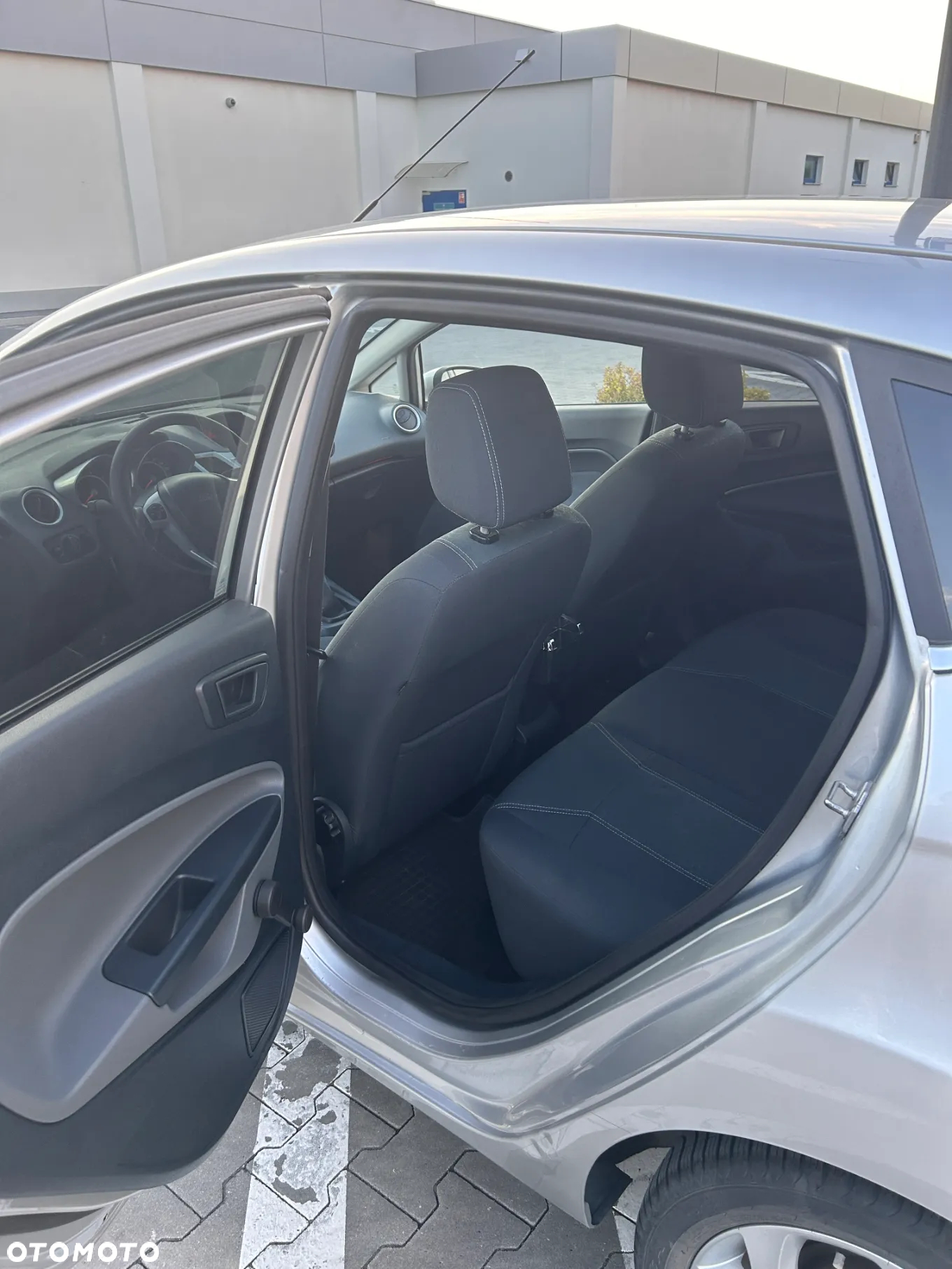 Ford Fiesta 1.4 Titanium EU5 - 11