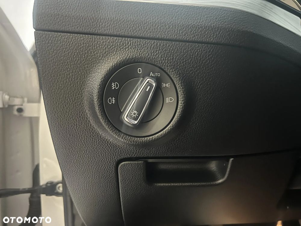 Skoda Superb 2.0 TDI Ambition - 16