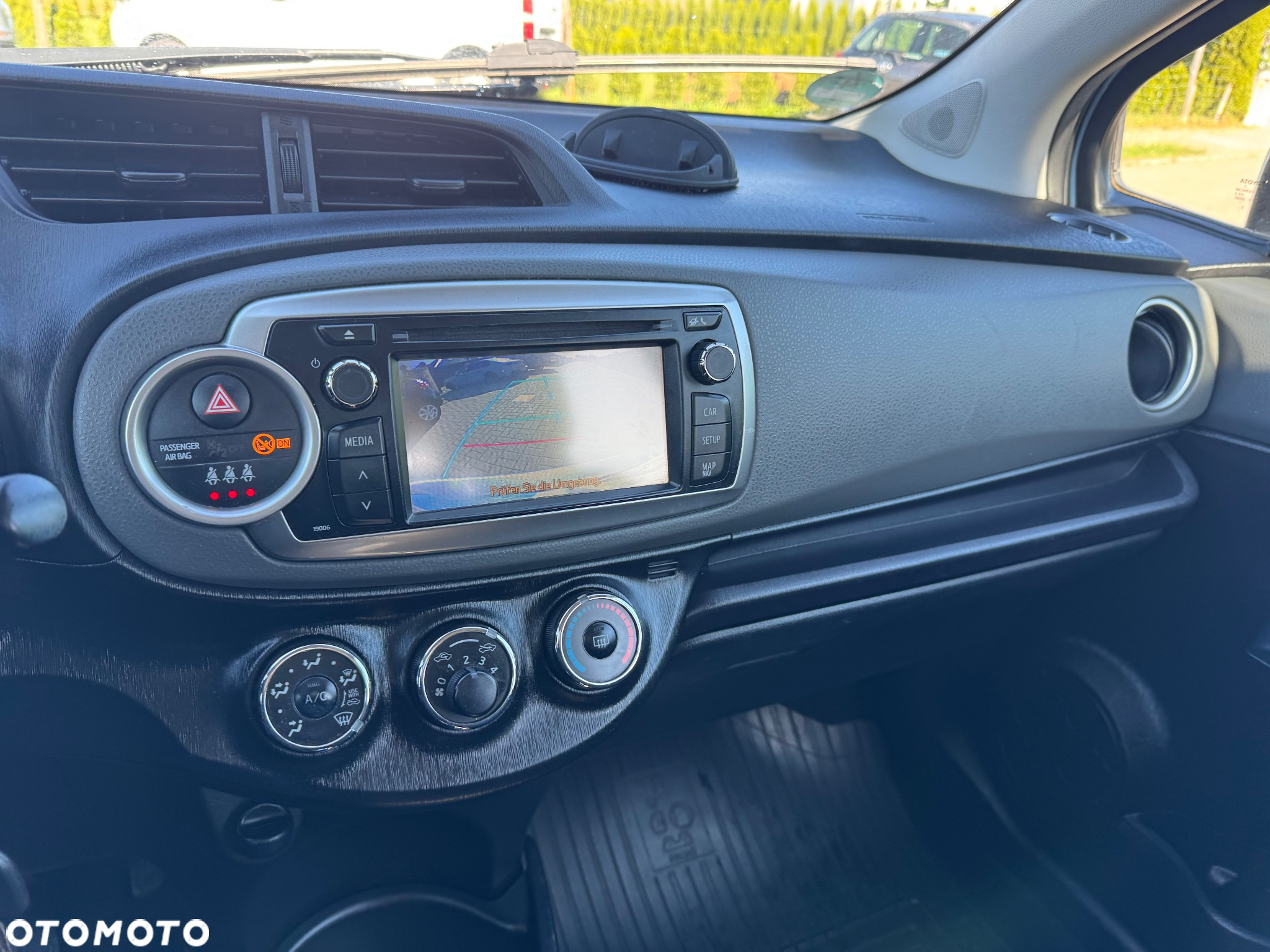Toyota Yaris 1.4 D-4D Active - 17