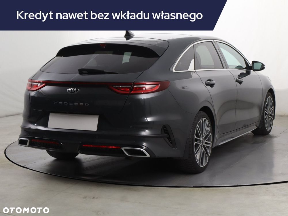 Kia ProCeed - 7