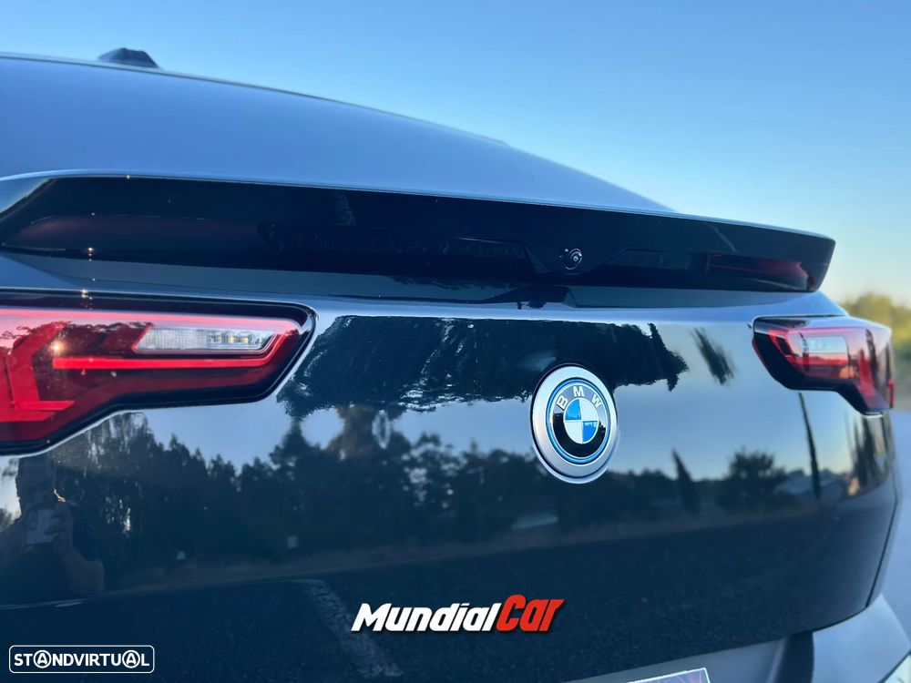 BMW iX2 eDrive20 - 15