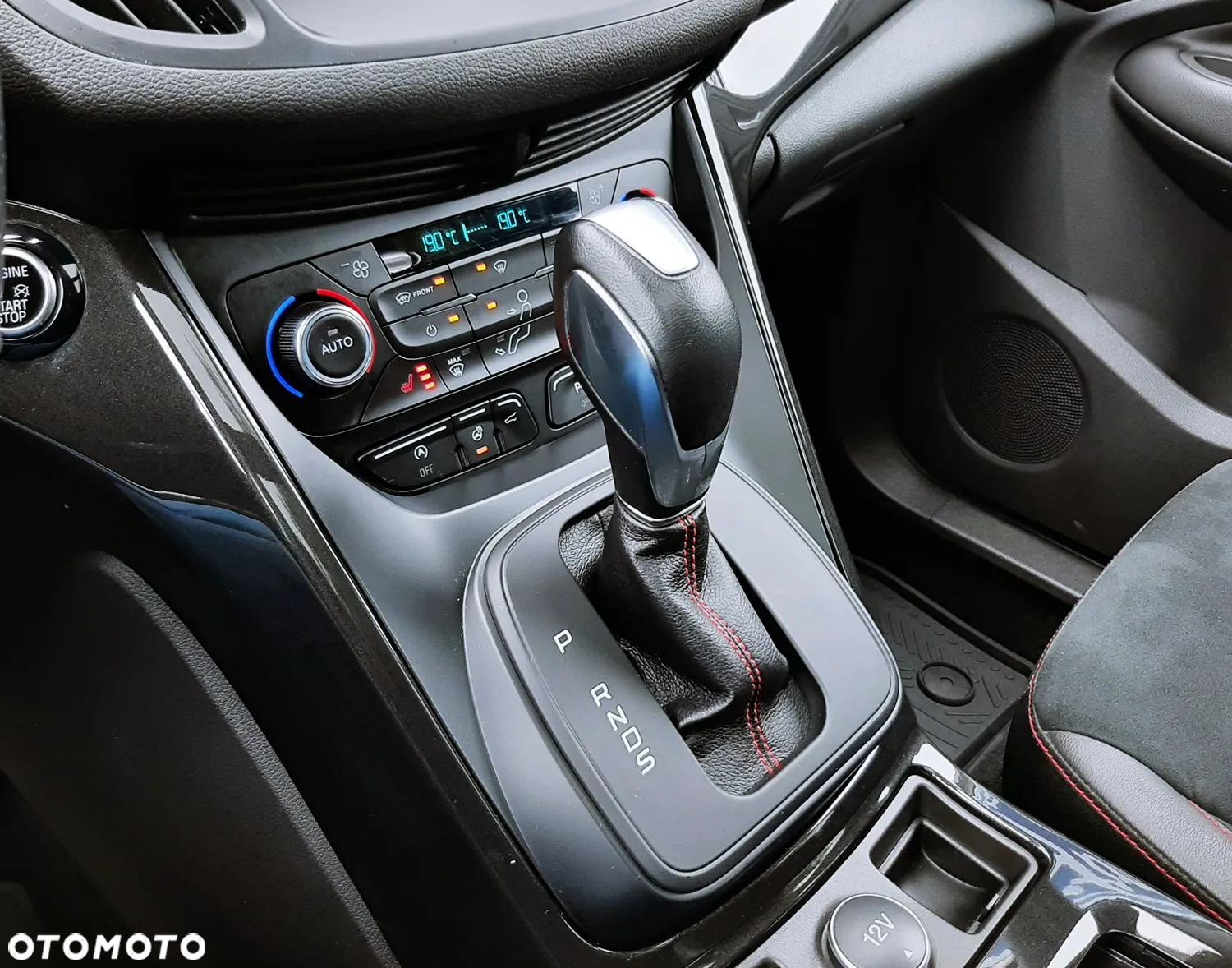 Ford Kuga 2.0 EcoBoost AWD ST Line ASS GPF - 39