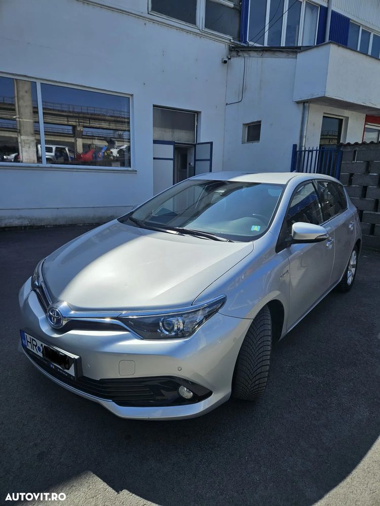Toyota Auris - 1