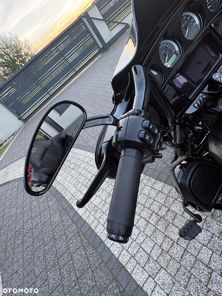 Harley-Davidson Touring Ultra Limited - 17