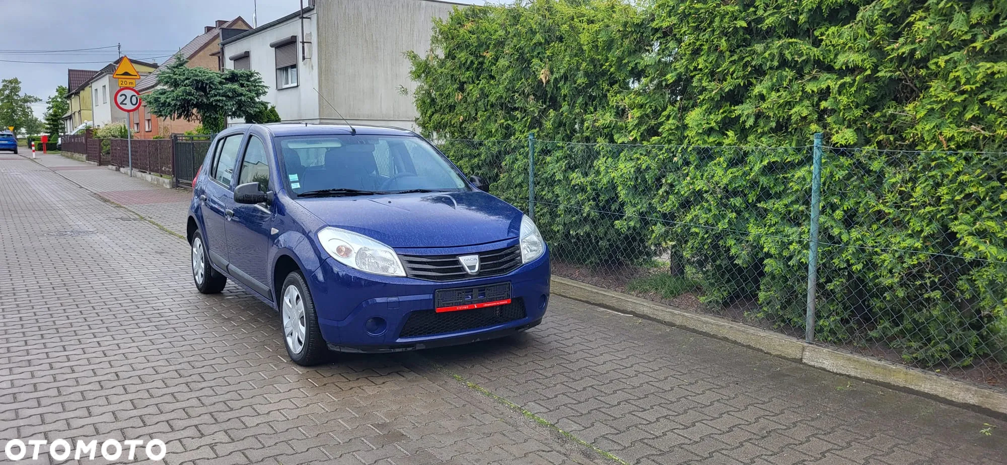 Dacia Sandero 1.2 16V 75 Essentiel - 4