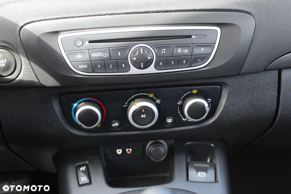 Renault Scenic dCi 110 Expression - 21