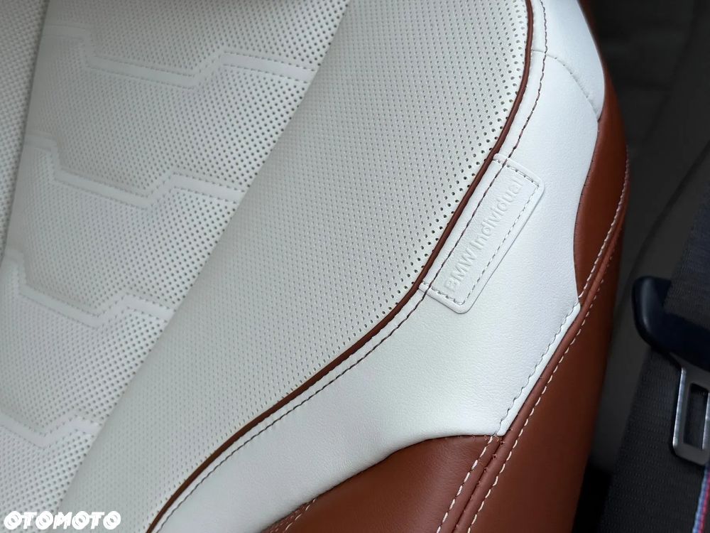 BMW Seria 8 M850i xDrive - 21