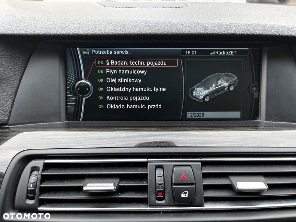 BMW Seria 5 525d xDrive - 12