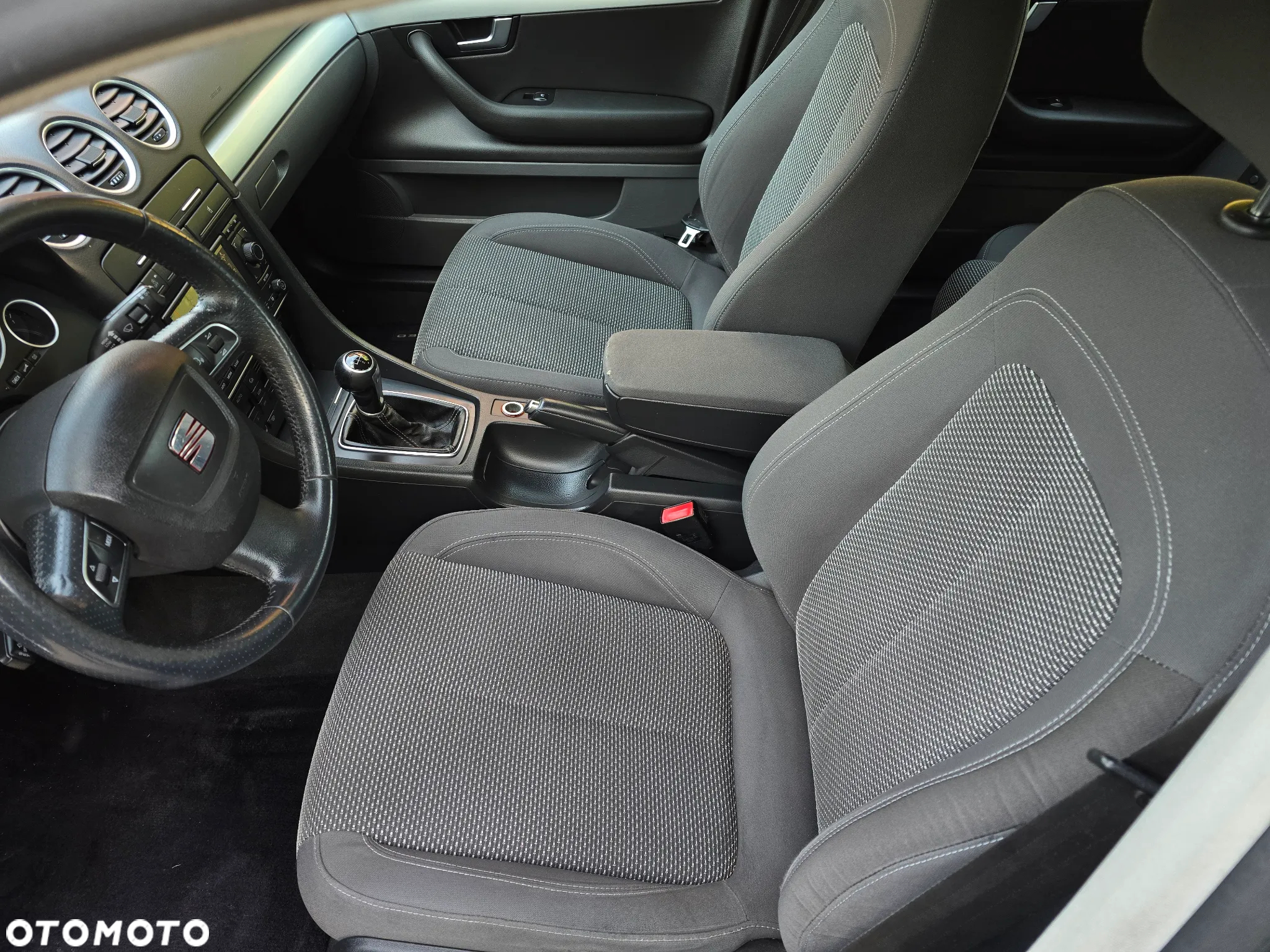 Seat Exeo ST 2.0 TDI CR Ecomotive Reference - 18