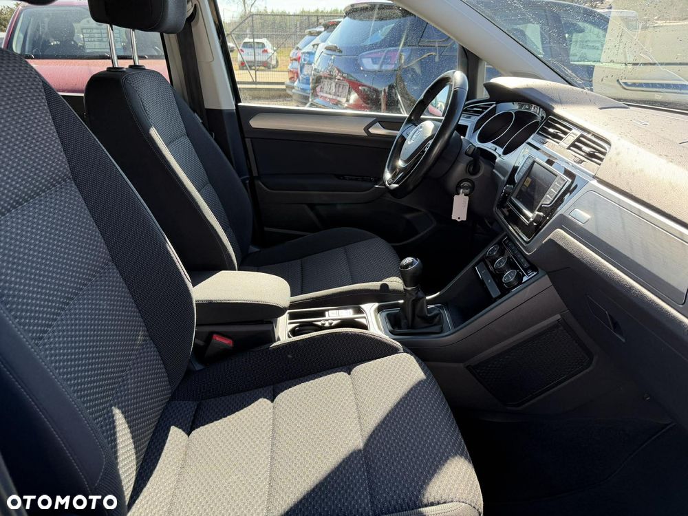 Volkswagen Touran 1.6 TDI BMT SCR Comfortline - 16