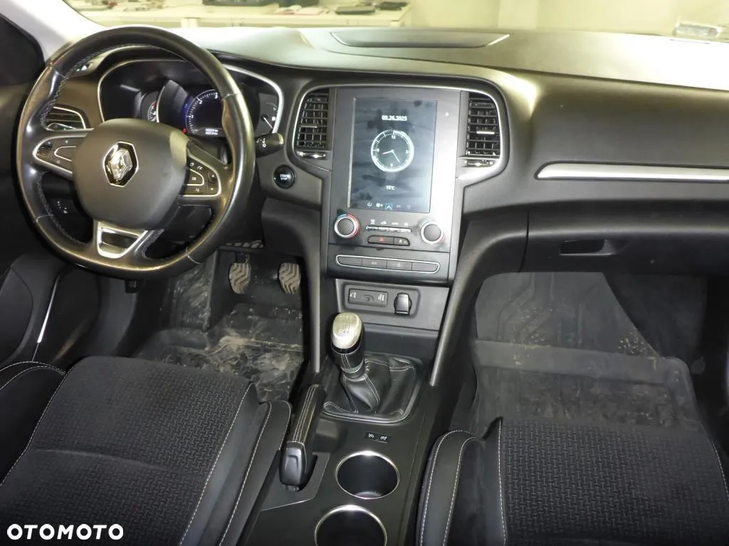 Renault Megane 1.5 Blue dCi Intens - 11