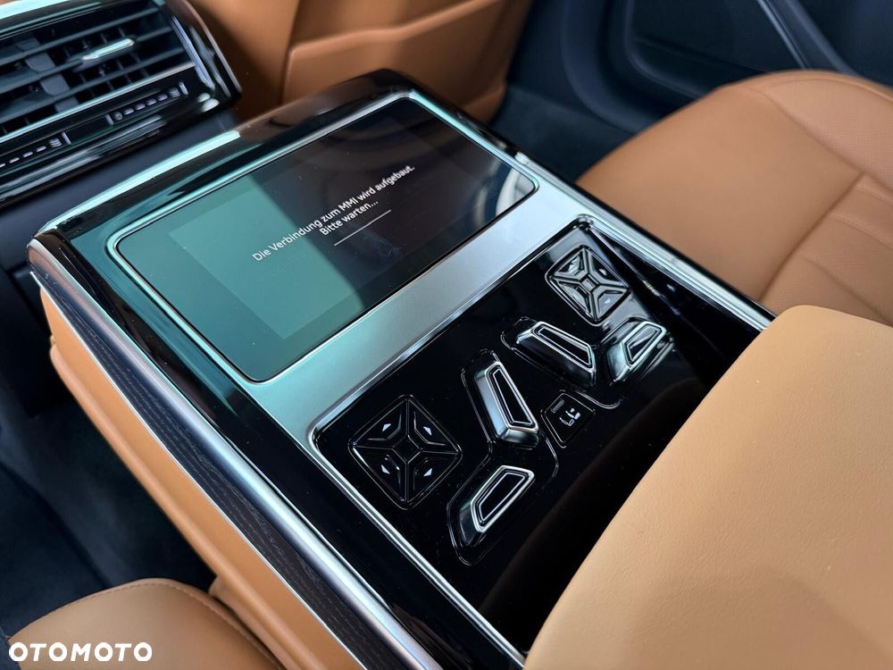 Audi A8 - 20