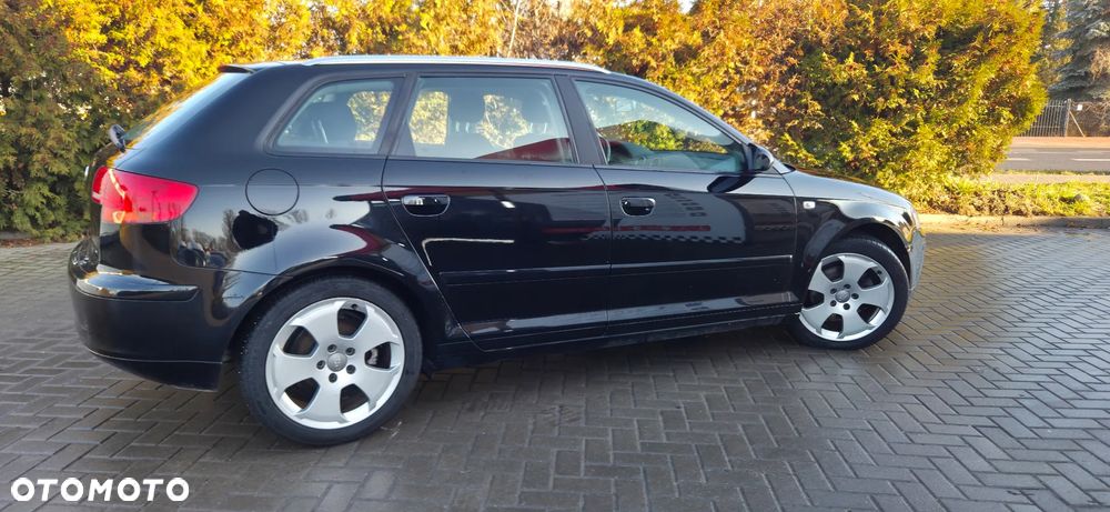 Audi A3 Sportback 2.0 TDI DPF Quattro Attraction - 16