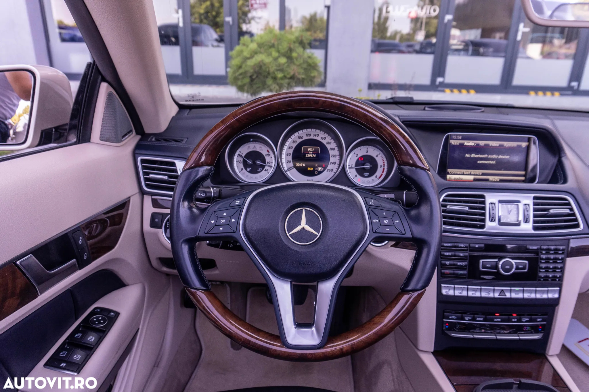 Mercedes-Benz E - 8