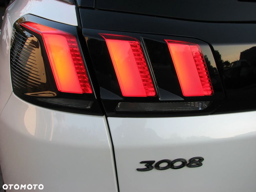 Peugeot 3008 BlueHDi 130 Stop & Start EAT8 Allure - 34