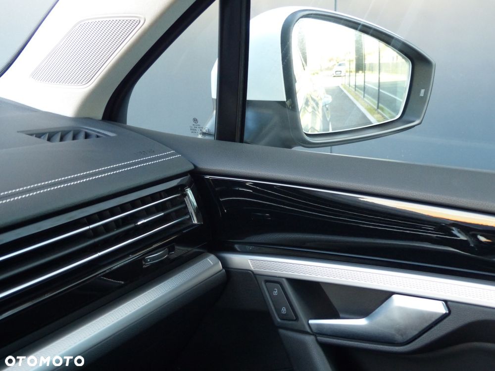 Volkswagen Touareg 3.0 V6 TDI SCR 4Mot - 27