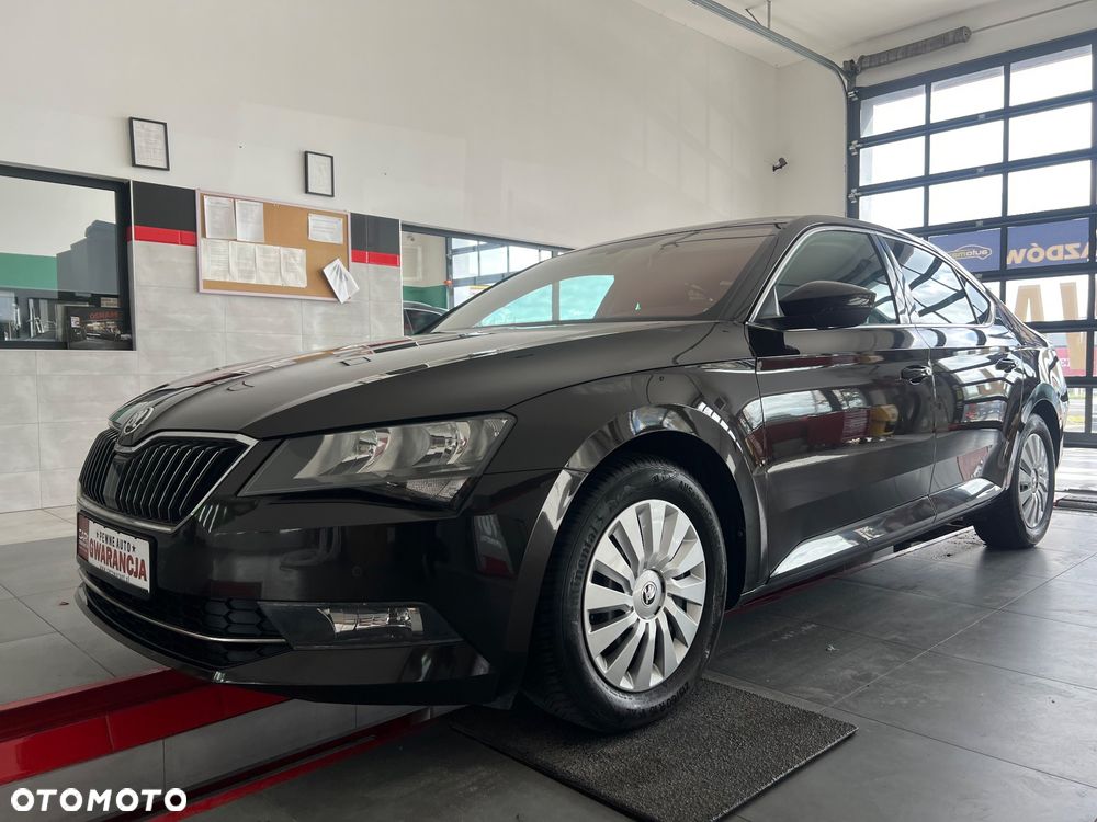 Skoda Superb - 1