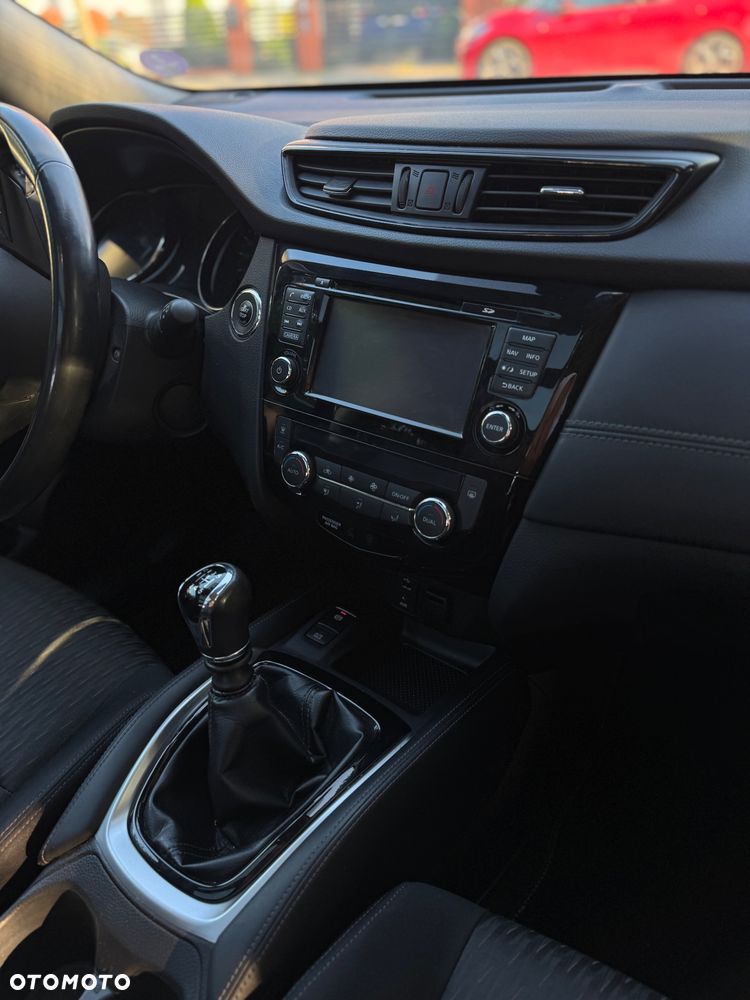 Nissan X-Trail 1.6 DIG-T N-Connecta 2WD - 16