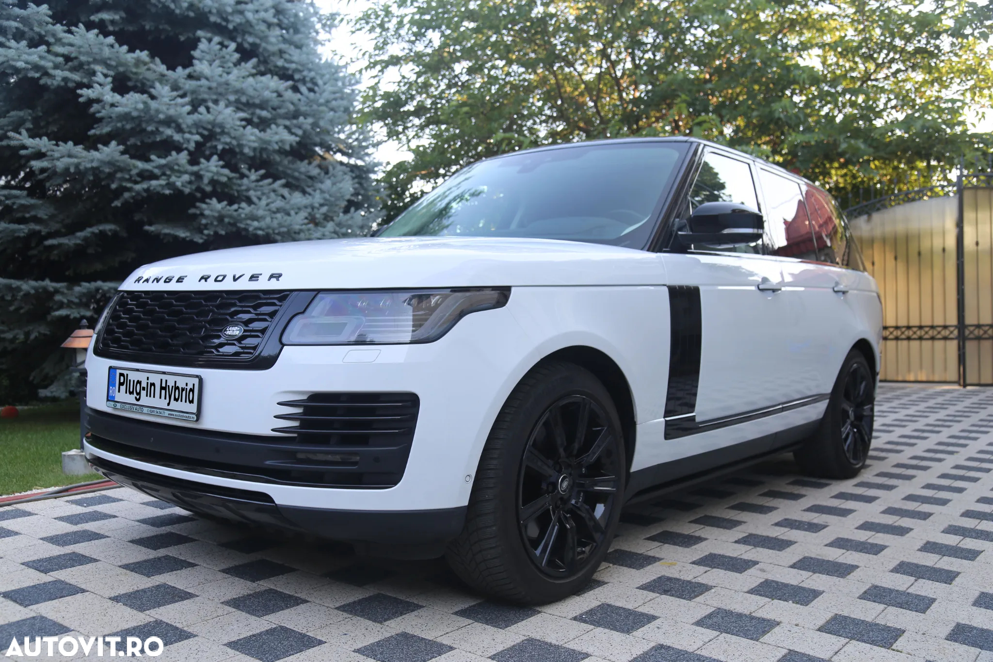Land Rover Range Rover 2.0 l4 PHEV Autobiography - 16