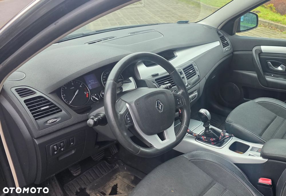 Renault Laguna 2.0 dCi Privilege - 5