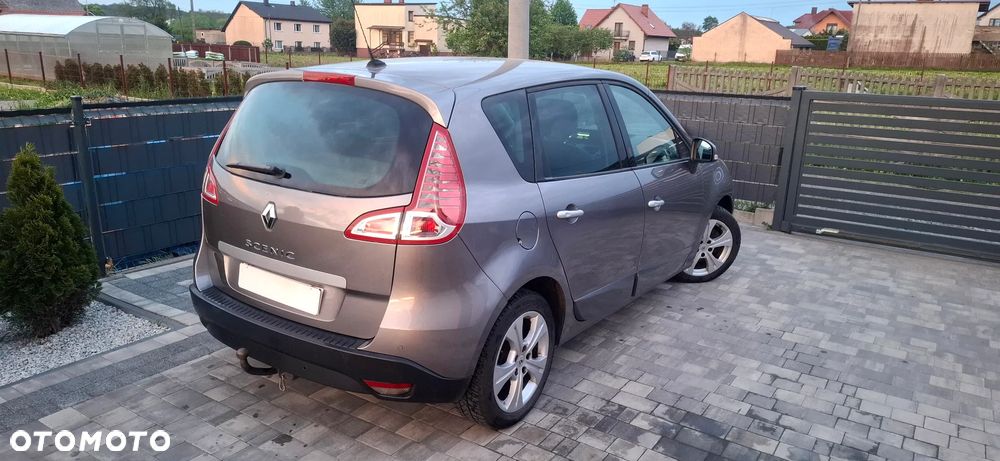 Renault Scenic 1.6 16V 110 Dynamique - 4