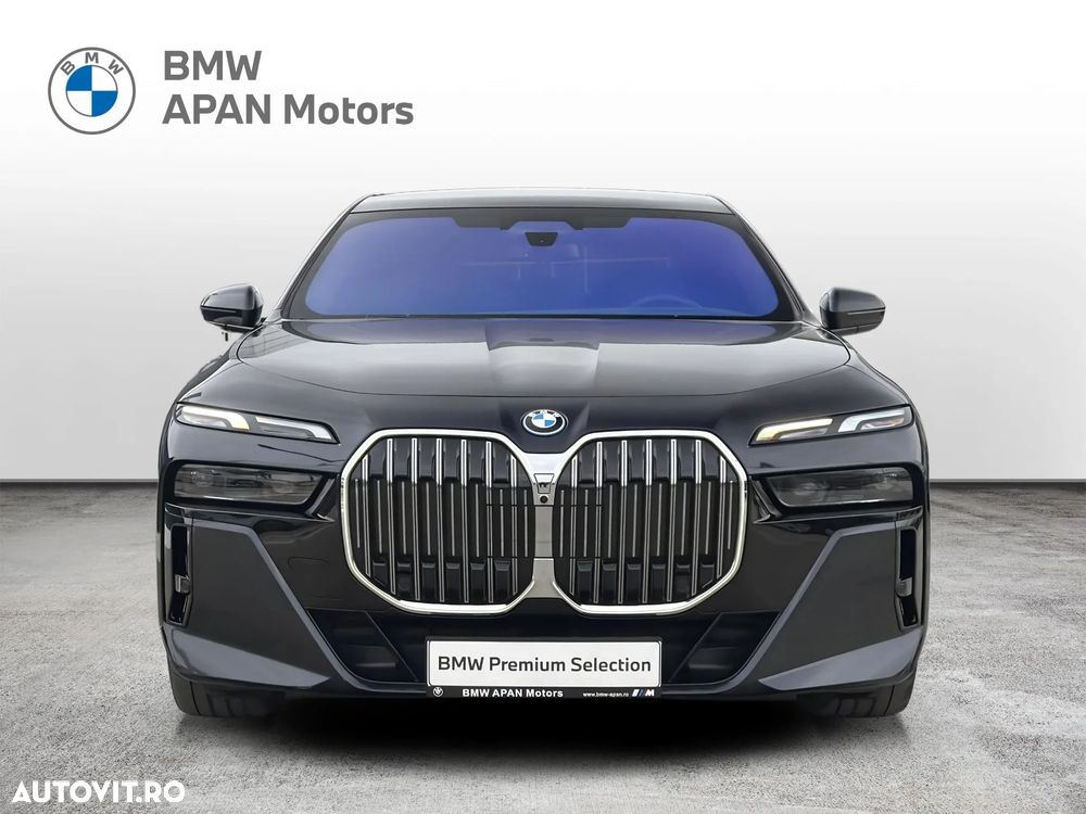 BMW Seria 7 - 8