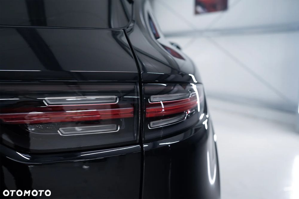 Porsche Cayenne Platinum Edition - 12